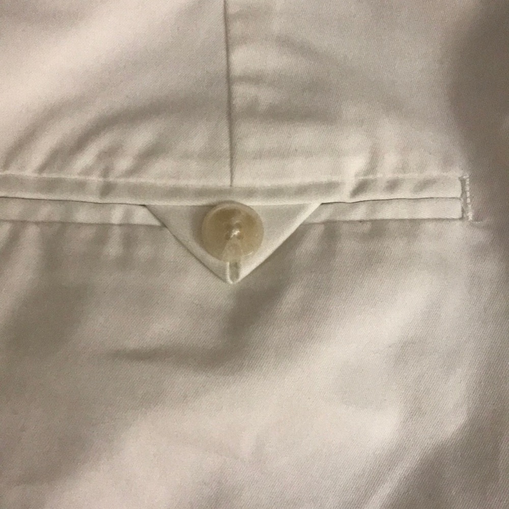 NEW Dockers shorts white Bermuda cotton/poly front zip & 2 pockets women size 8 - Picture 4 of 9